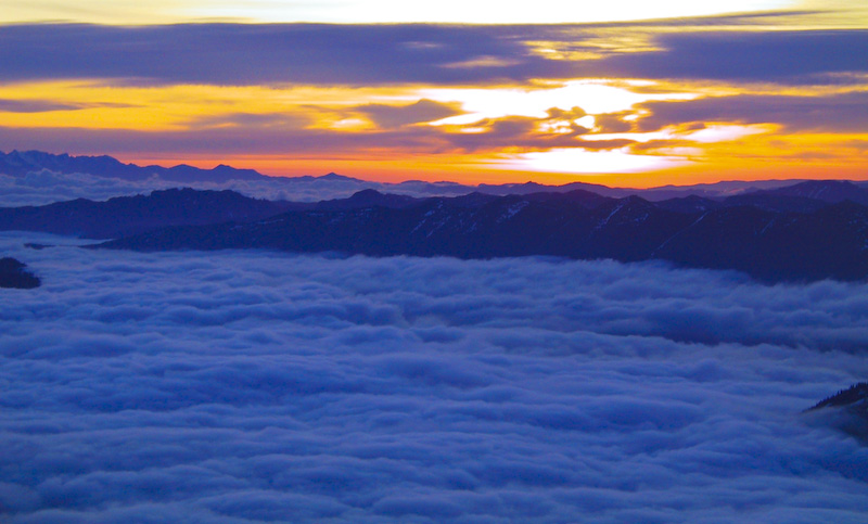 Sunrise From Meany Crest